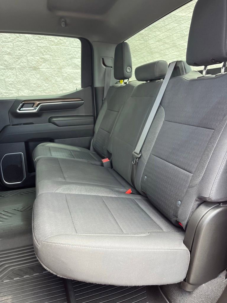 2023 Chevrolet Silverado 1500 LT - Photo 24