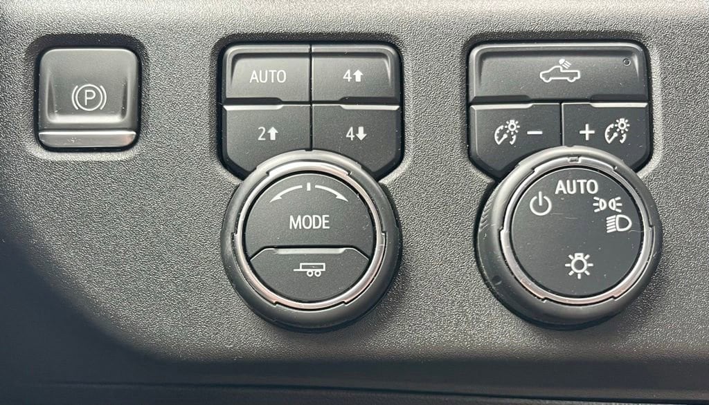 2023 Chevrolet Silverado 1500 LT - Photo 20
