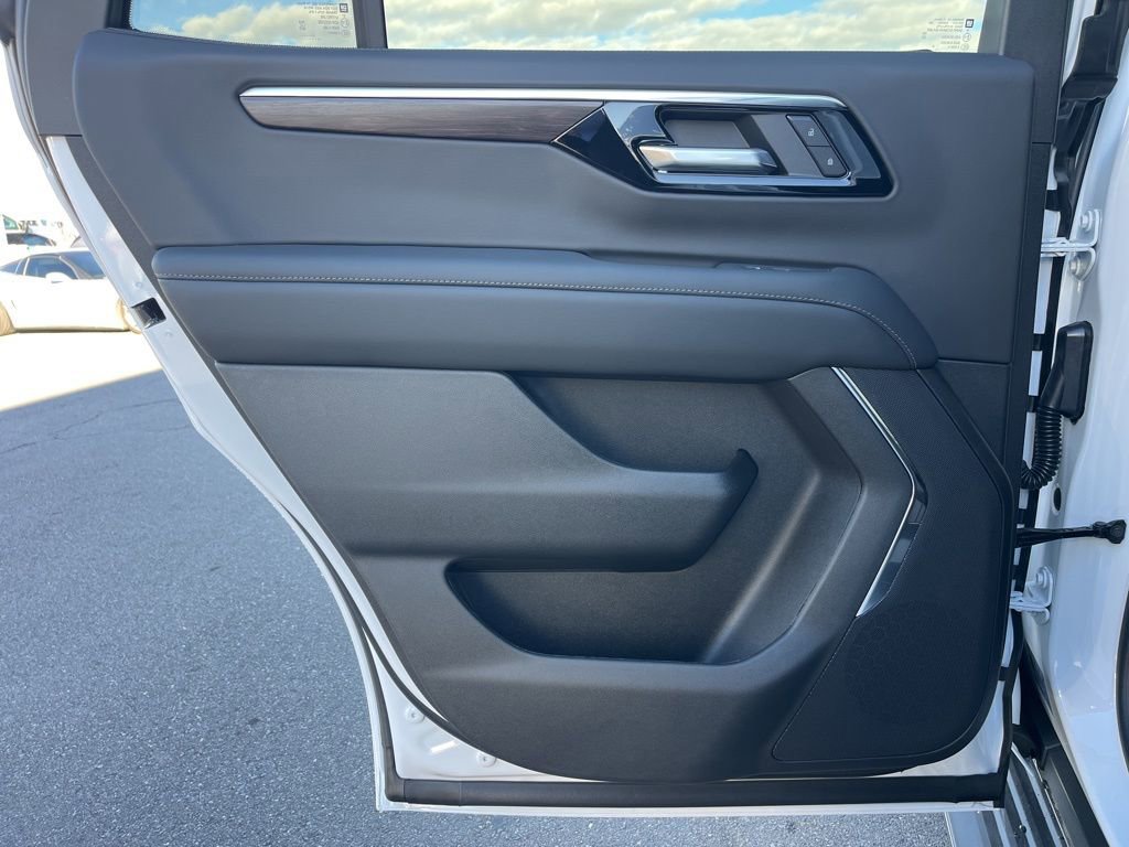 2026 Chevrolet Tahoe LS - Photo 24