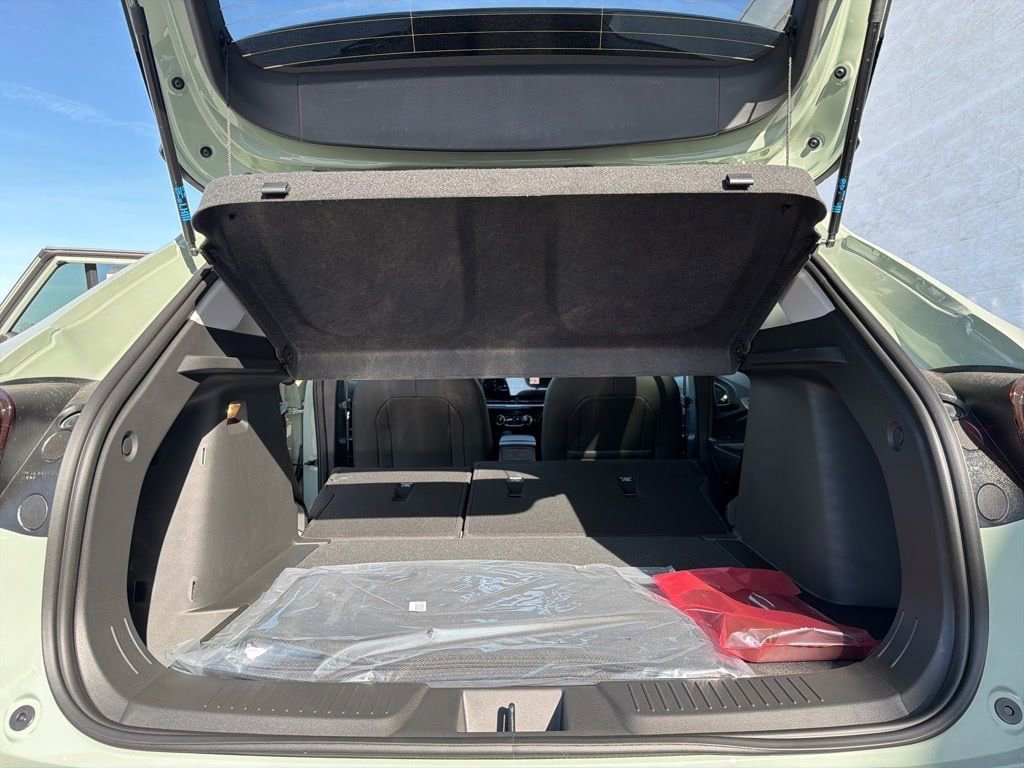 2026 Chevrolet Trax Activ - Photo 25