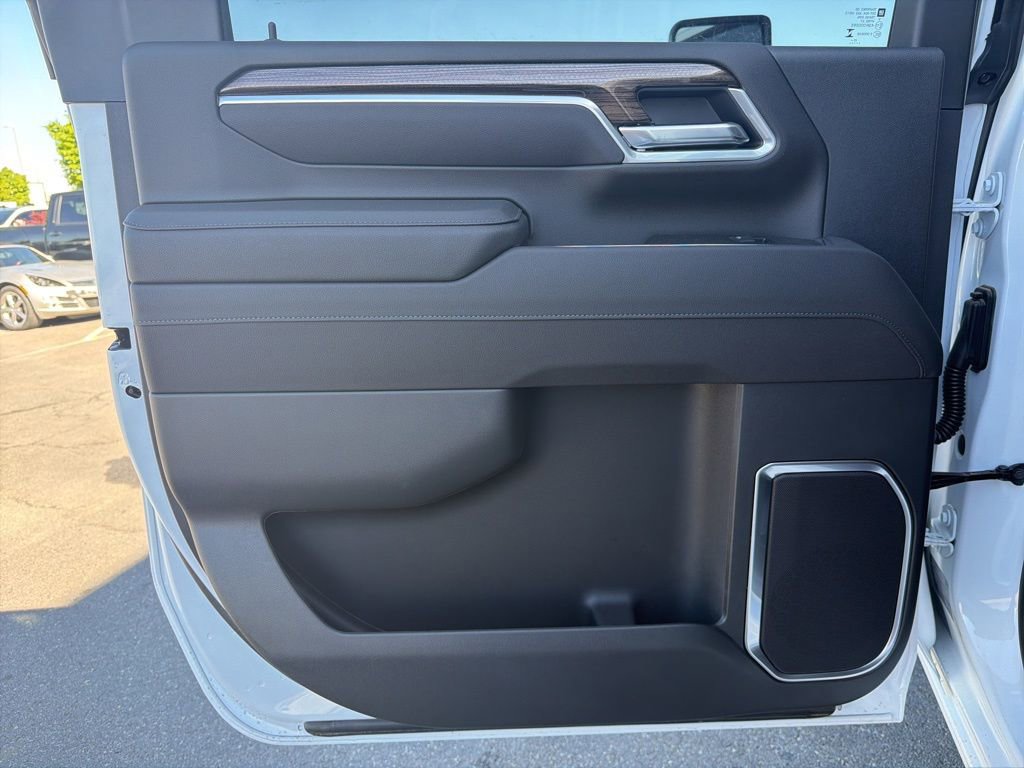 2026 Chevrolet Silverado 3500HD LT - Photo 23