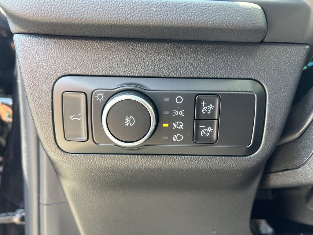 2025 Ford Escape ST-Line Select - Photo 10