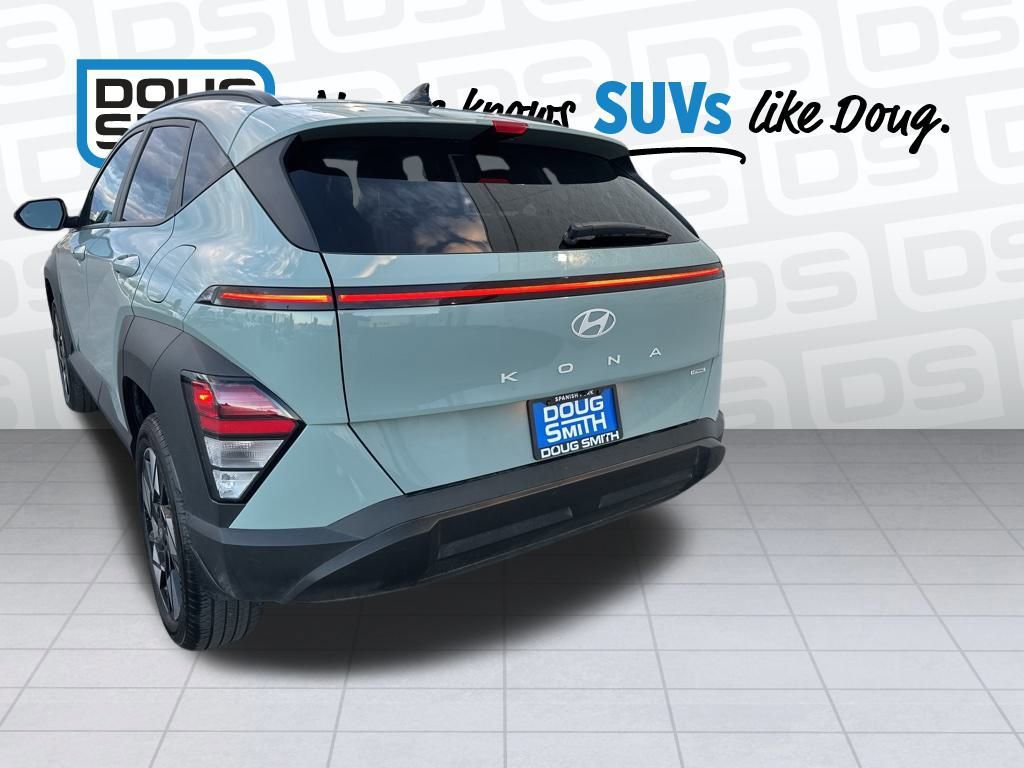 2024 Hyundai Kona SEL photo 4