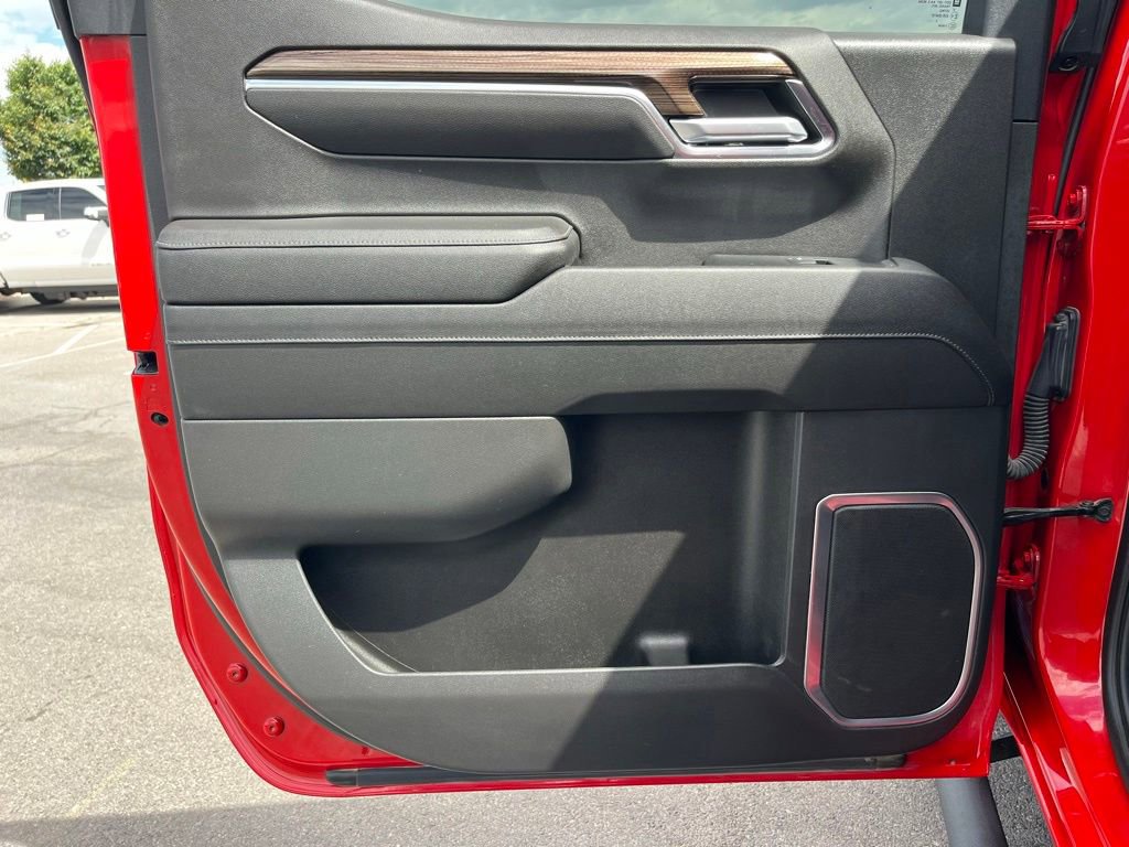2023 Chevrolet Silverado 1500 LT - Photo 23