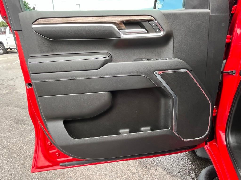 2023 Chevrolet Silverado 1500 LT - Photo 6