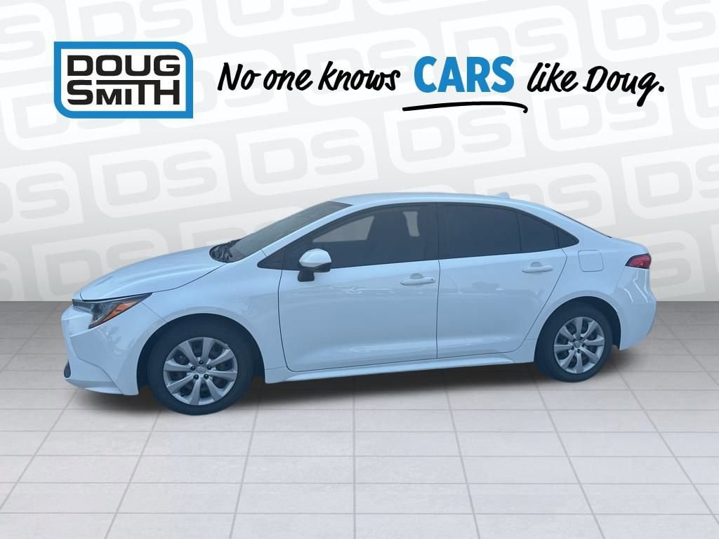 Used 2021 Toyota Corolla LE with VIN JTDEPMAE4MJ117356 for sale in Spanish Fork, UT