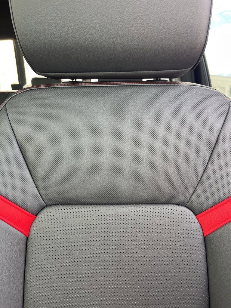 2026 Chevrolet Colorado Z71 - Photo 13