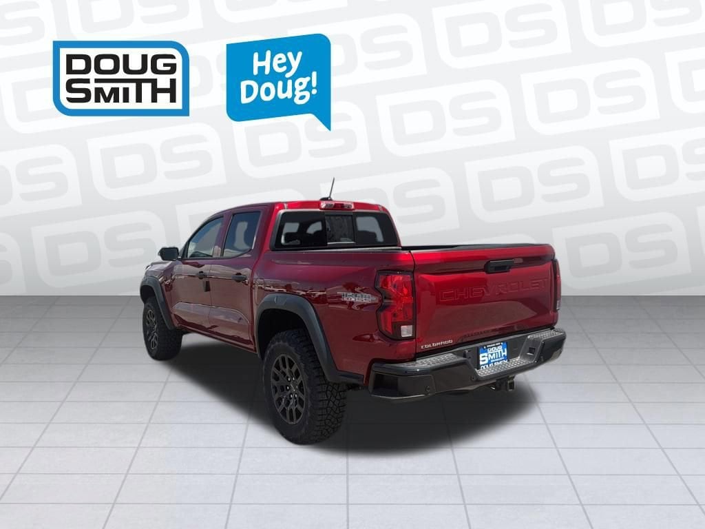 2026 Chevrolet Colorado Trail Boss - Photo 4