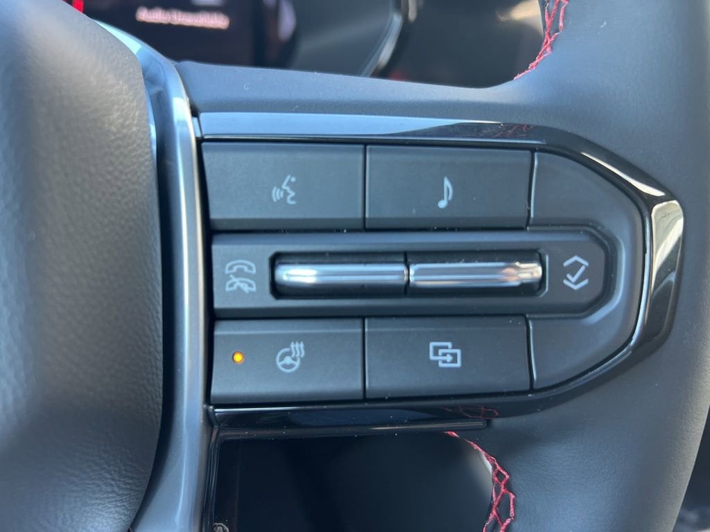 2026 Chevrolet Colorado Z71 - Photo 8