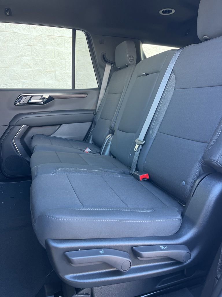 2026 Chevrolet Tahoe LS - Photo 25