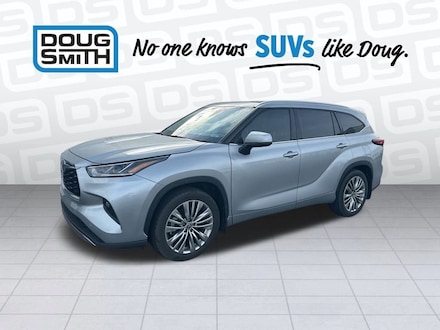 2022 Toyota Highlander Platinum