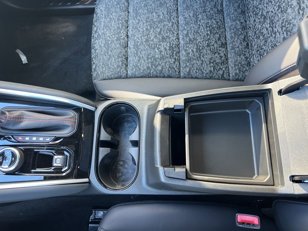 2026 Chevrolet Colorado Z71 - Photo 15