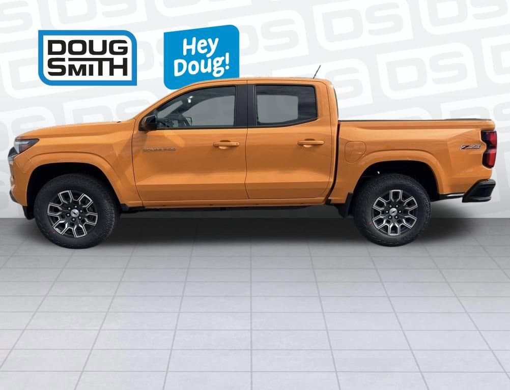 2026 Chevrolet Colorado Z71 - Photo 3
