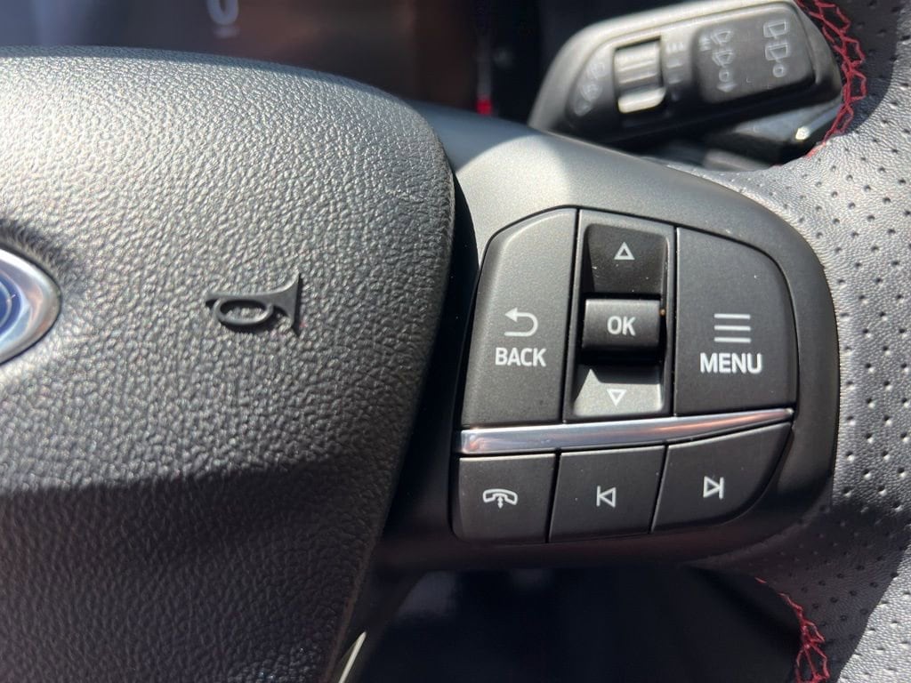 2025 Ford Escape ST-Line Select - Photo 13