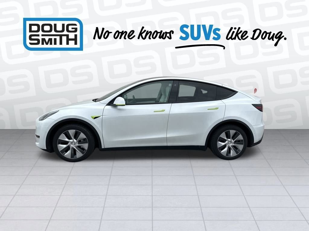 Used 2021 Tesla Model Y Long Range with VIN 5YJYGDEEXMF090954 for sale in Northfield, Minnesota