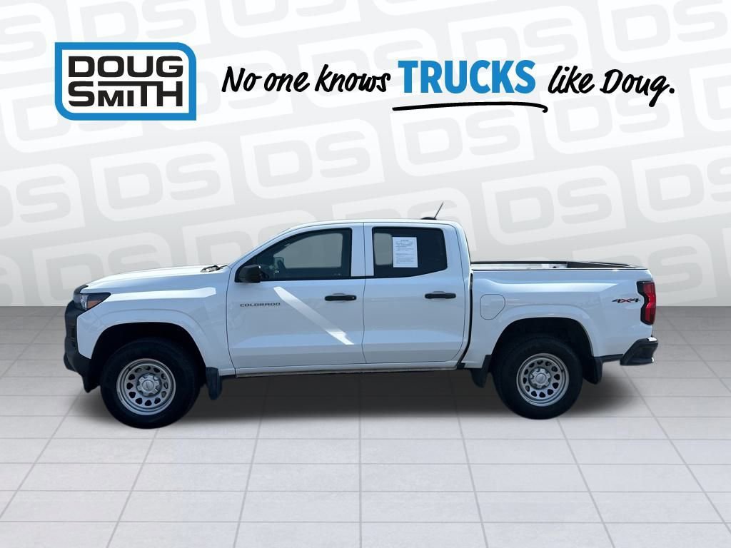 2024 Chevrolet Colorado Work Truck photo 2