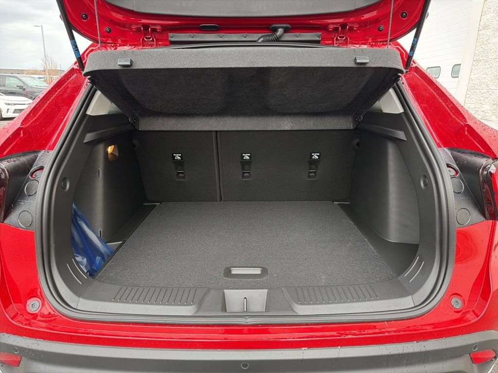 2026 Chevrolet Trax LT - Photo 25