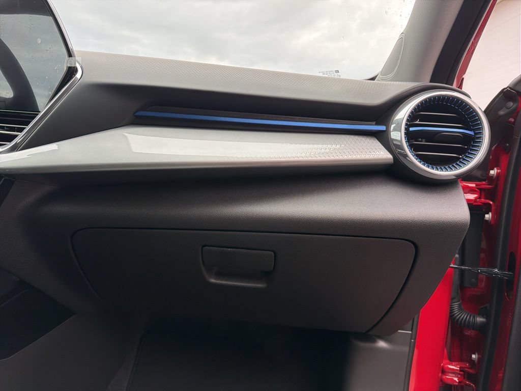 2026 Chevrolet Trax LT - Photo 21