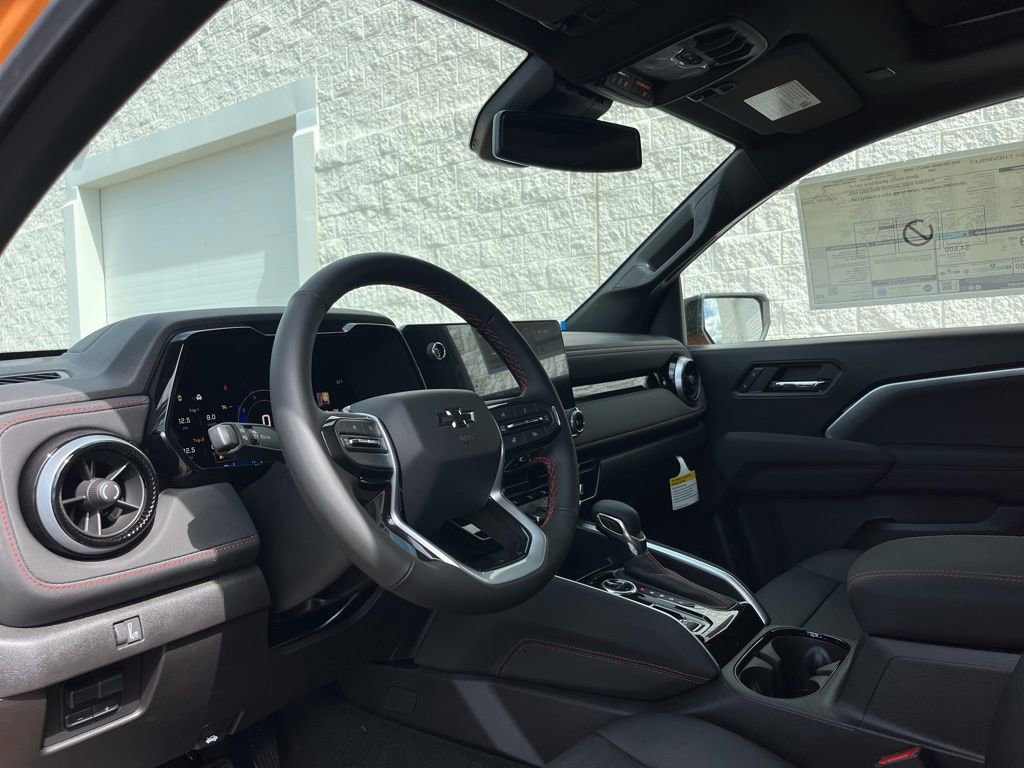 2026 Chevrolet Colorado Z71 - Photo 15