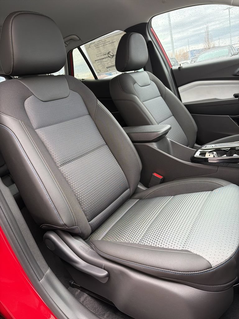 2026 Chevrolet Trax LT - Photo 8