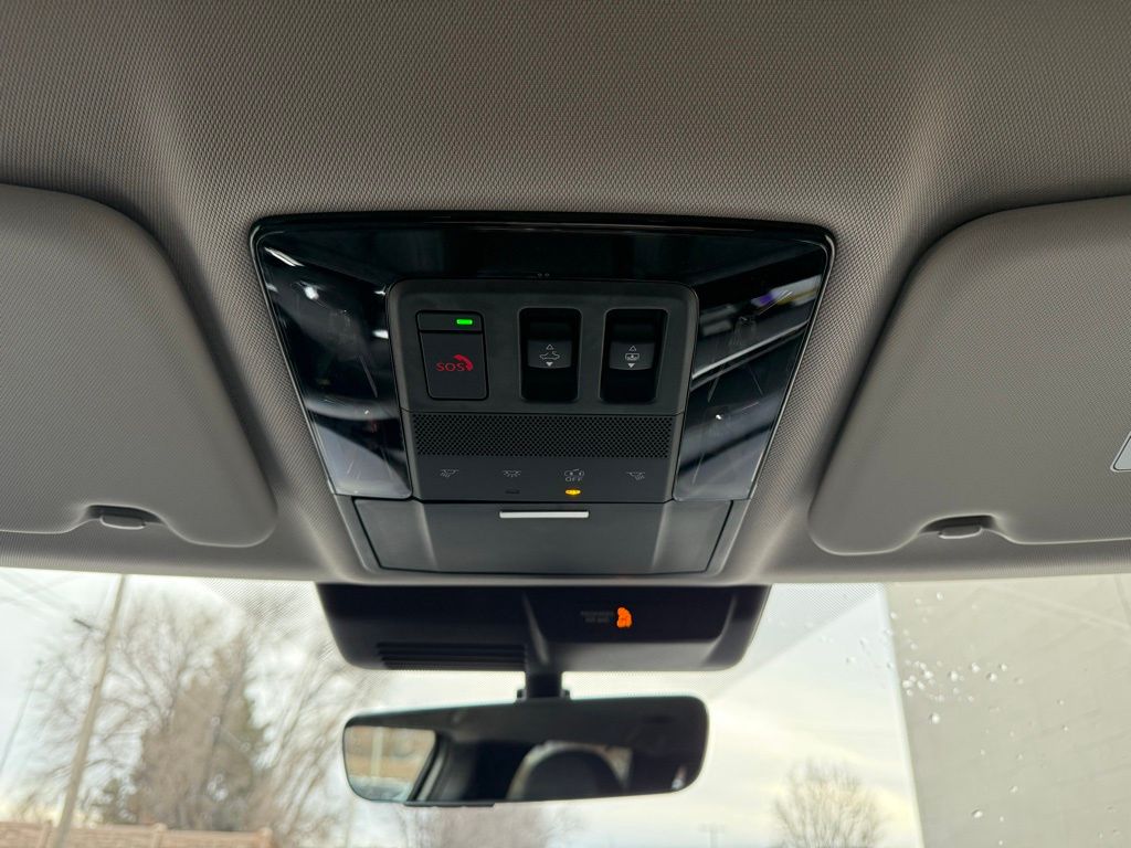 2026 Mitsubishi Outlander SEL - Photo 18