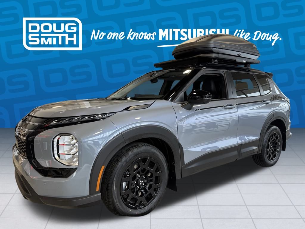 2026 Mitsubishi Outlander Trail Edition's photo