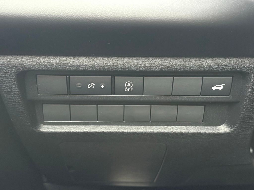 2026 Mitsubishi Outlander SEL - Photo 9
