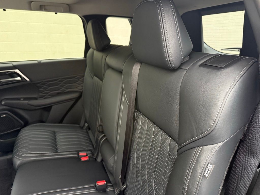 2026 Mitsubishi Outlander SEL - Photo 25