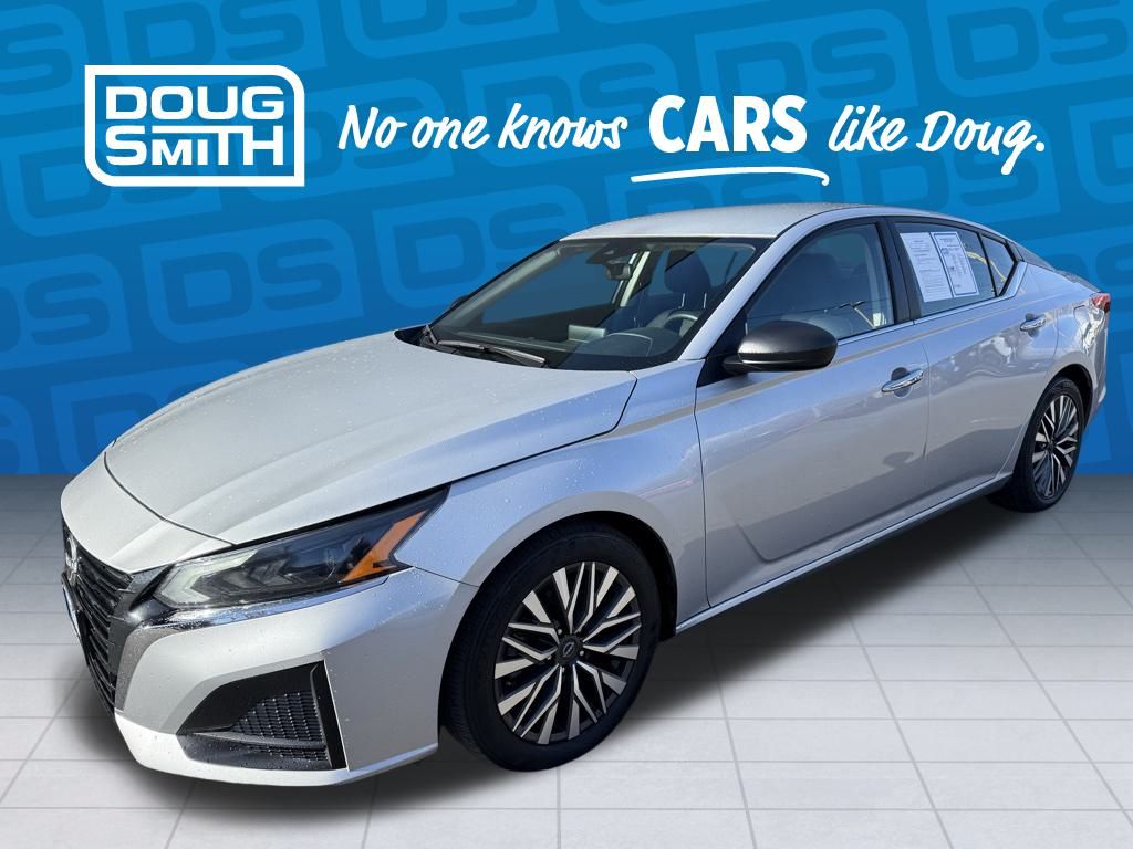 2024 Nissan Altima SV's photo