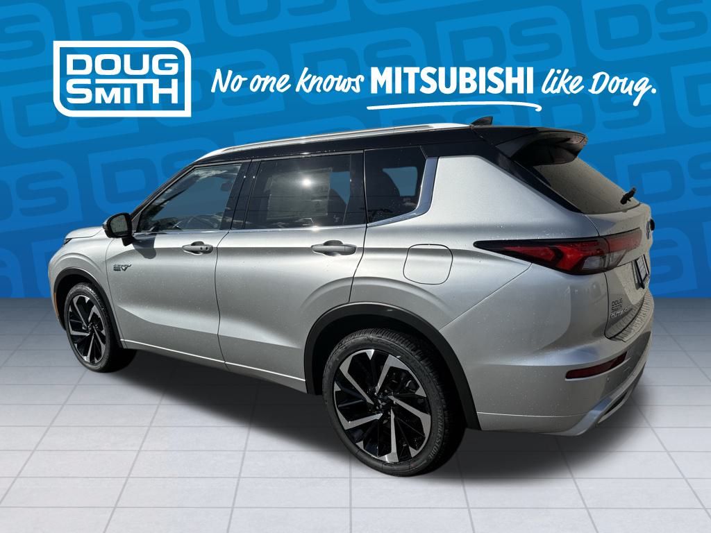 2025 Mitsubishi Outlander PHEV SEL photo 2