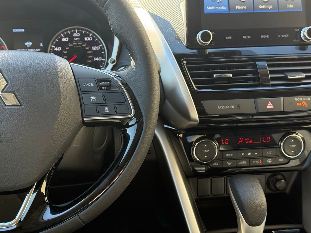 2026 Mitsubishi Eclipse Cross SE - Photo 11