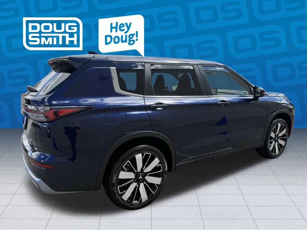 New 2026 Mitsubishi Outlander SE SUV