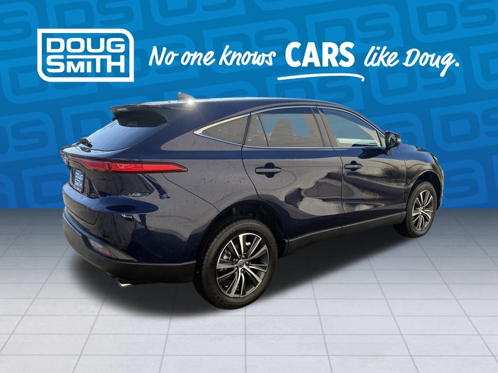 2024 Toyota Venza LE photo 4
