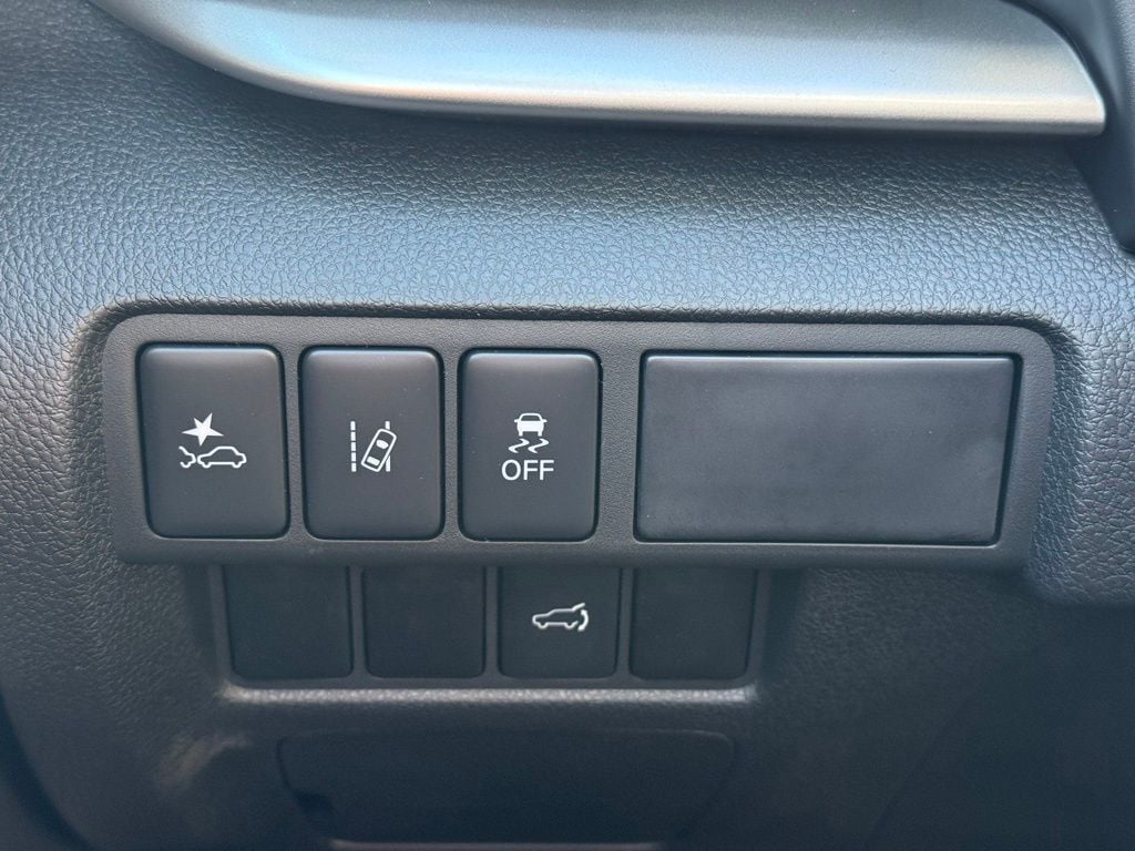 2026 Mitsubishi Eclipse Cross SE - Photo 9