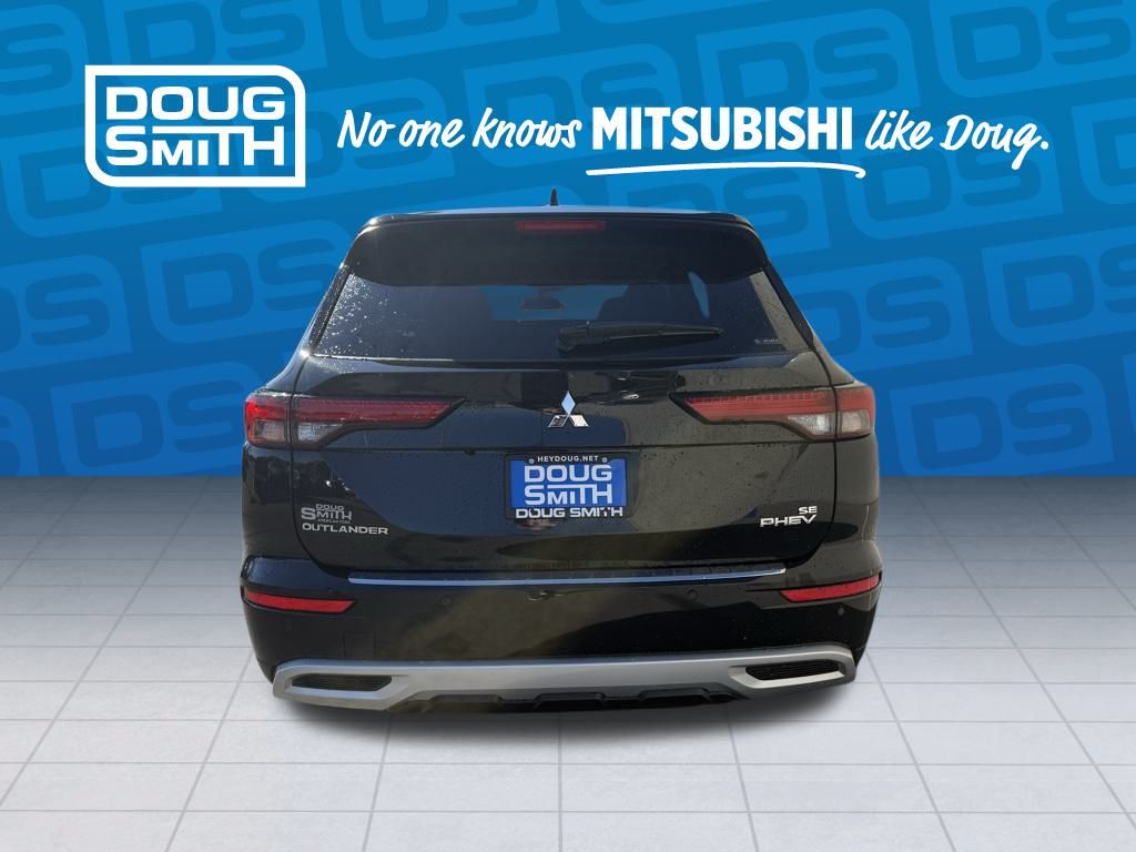 2025 Mitsubishi Outlander PHEV SE photo 3