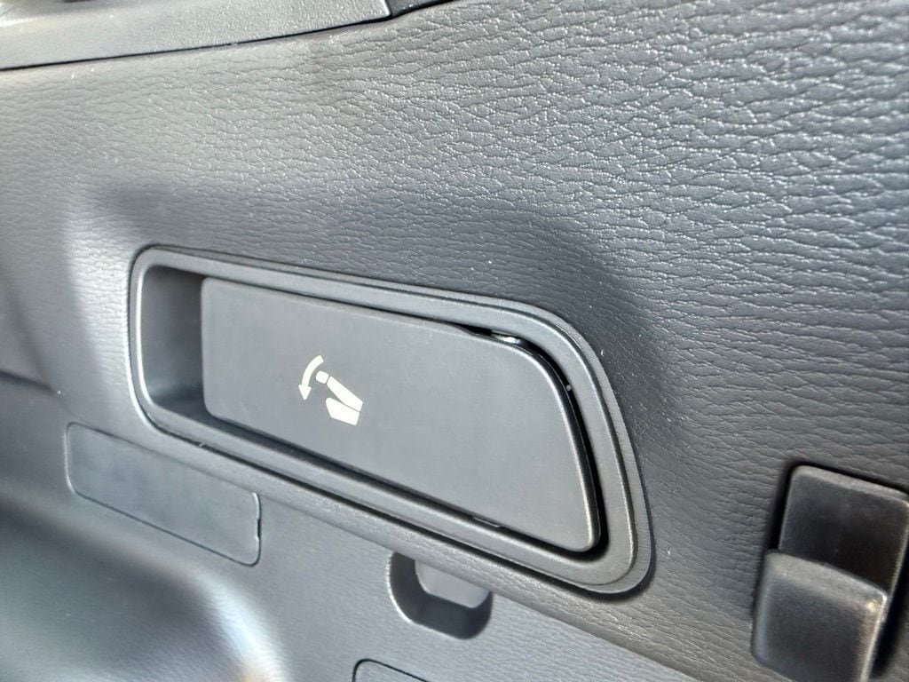 2026 Mitsubishi Outlander SE - Photo 28