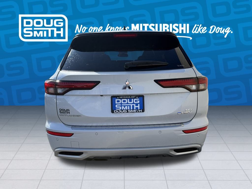 2025 Mitsubishi Outlander PHEV SEL photo 3