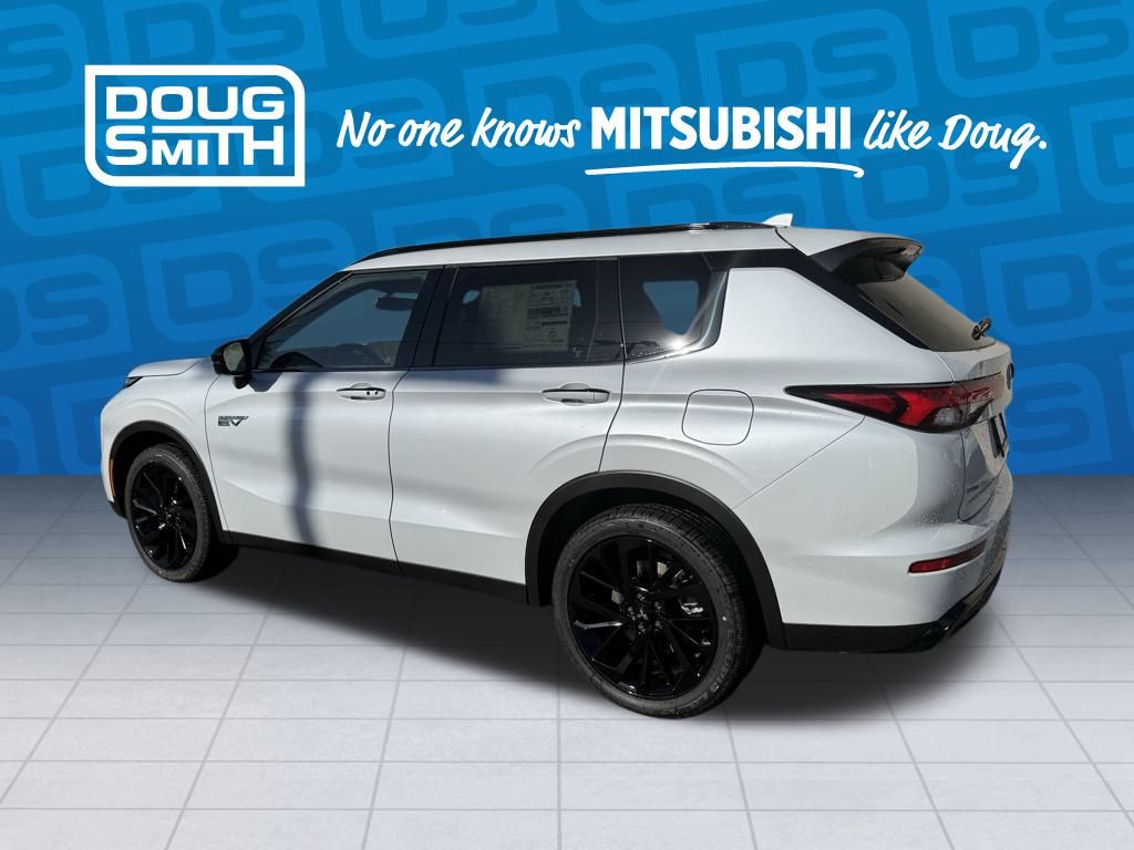 2025 Mitsubishi Outlander PHEV SEL Black Edition photo 2