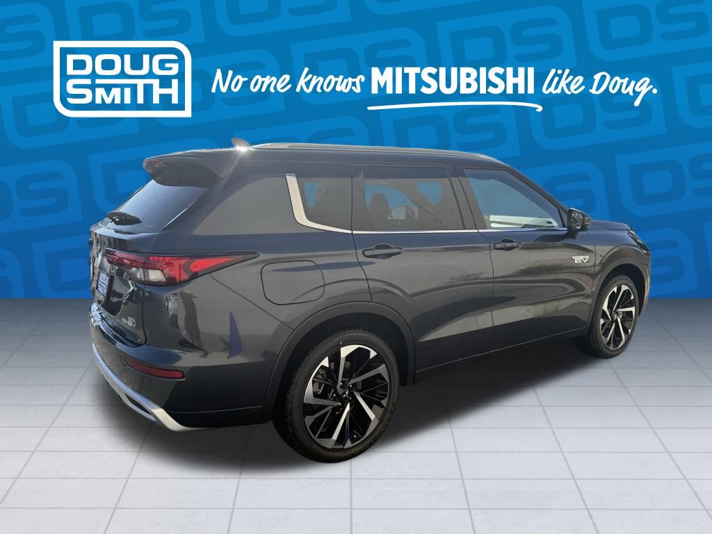 2025 Mitsubishi Outlander PHEV SEL photo 4