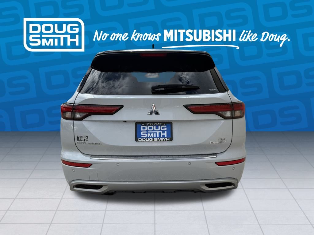 2025 Mitsubishi Outlander PHEV SEL photo 3