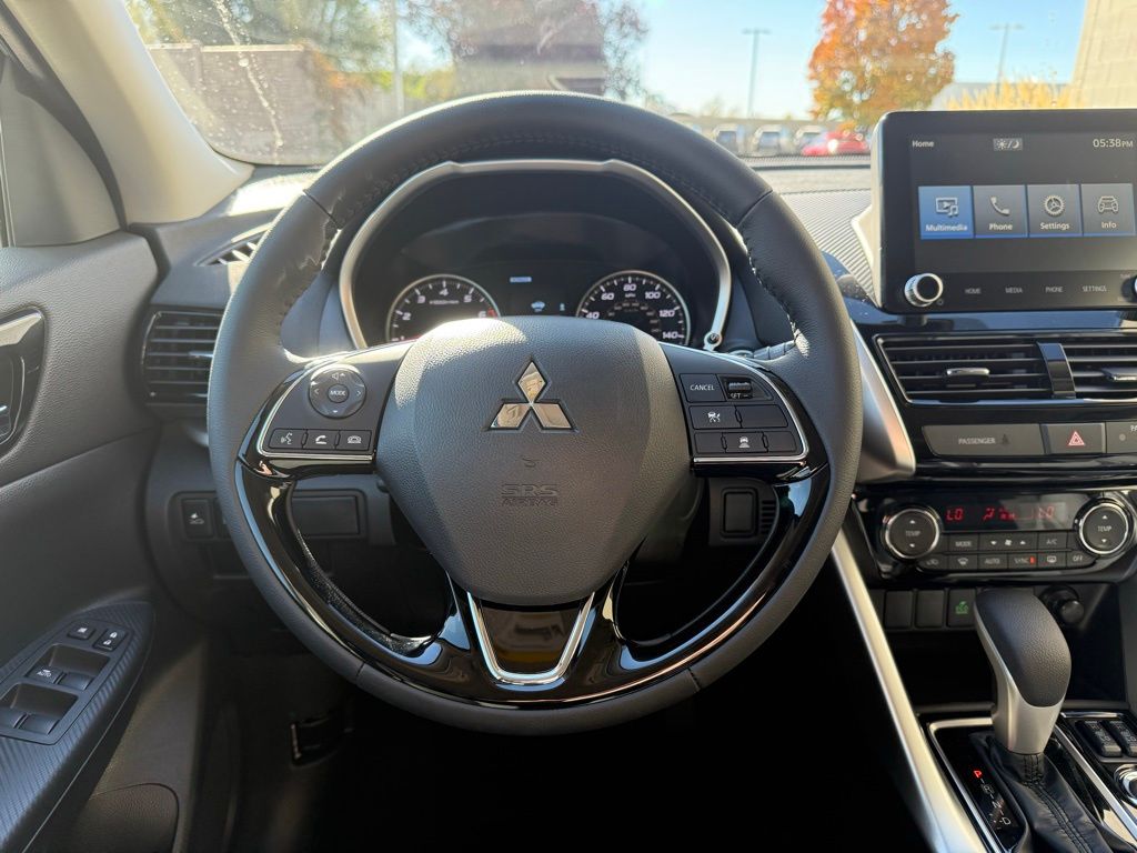 2026 Mitsubishi Eclipse Cross SE - Photo 8