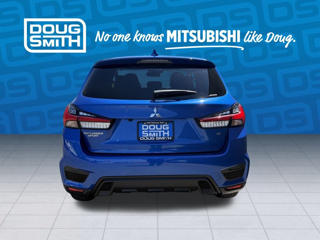 2025 Mitsubishi Outlander Sport SE photo 2