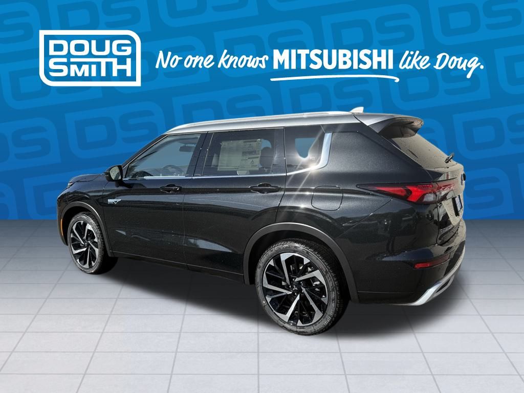 2025 Mitsubishi Outlander PHEV SEL Platinum photo 2