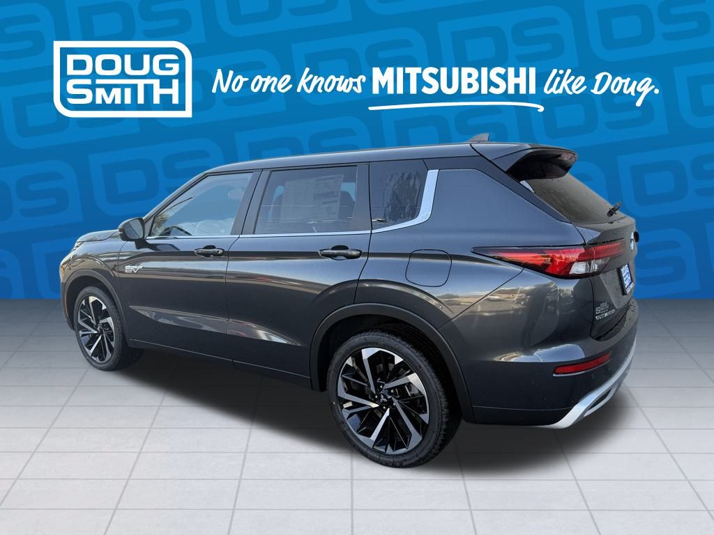 2025 Mitsubishi Outlander PHEV SE photo 2