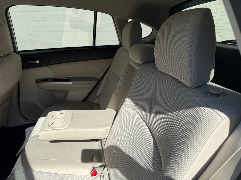 2014 Subaru XV Crosstrek Hybrid - Photo 22