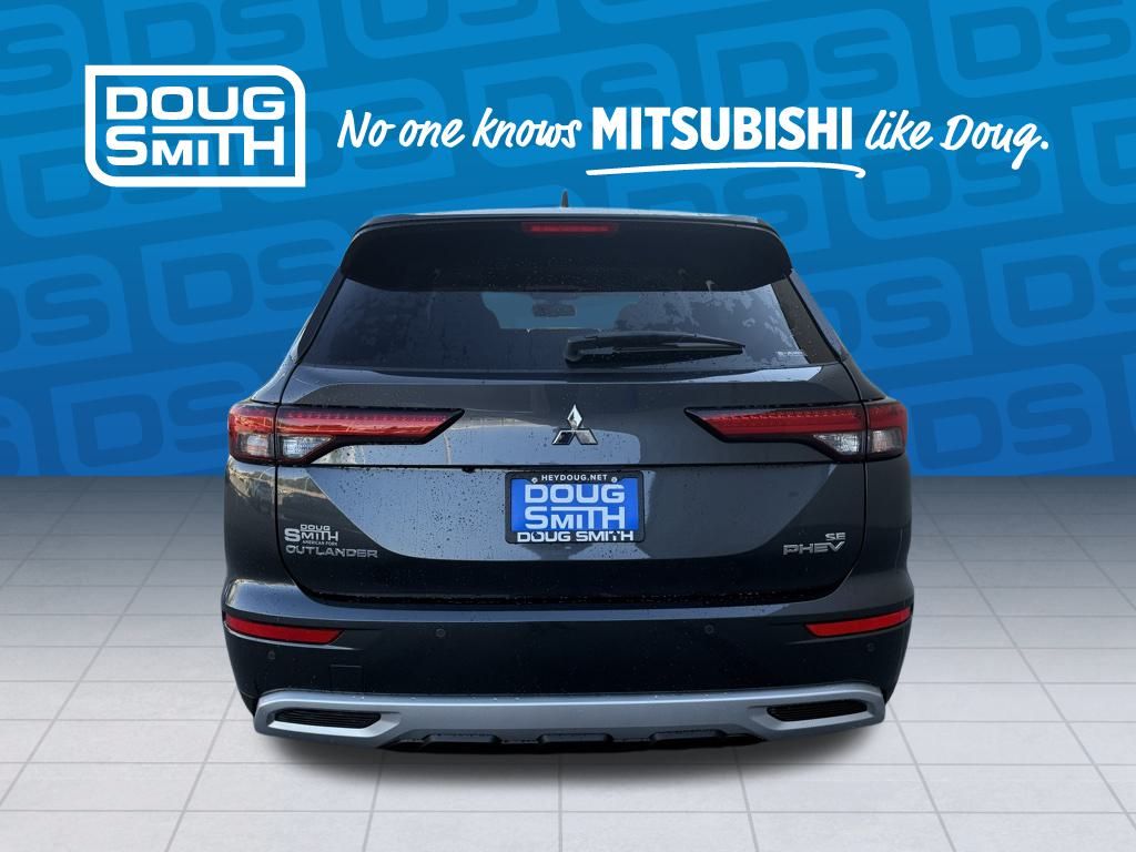 2025 Mitsubishi Outlander PHEV SE photo 3