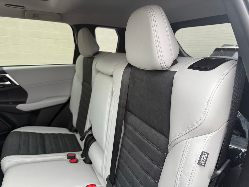 2026 Mitsubishi Outlander SE - Photo 25