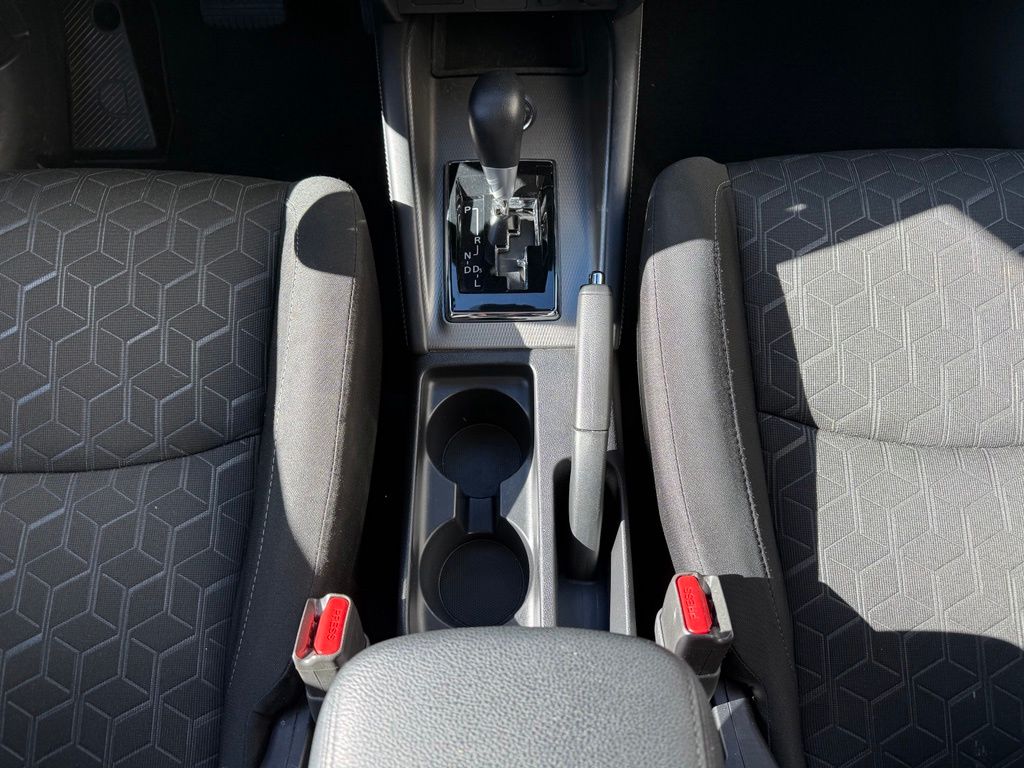 2025 Mitsubishi Outlander Sport ES - Photo 18