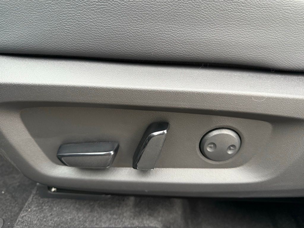 2026 Mitsubishi Outlander SEL - Photo 22