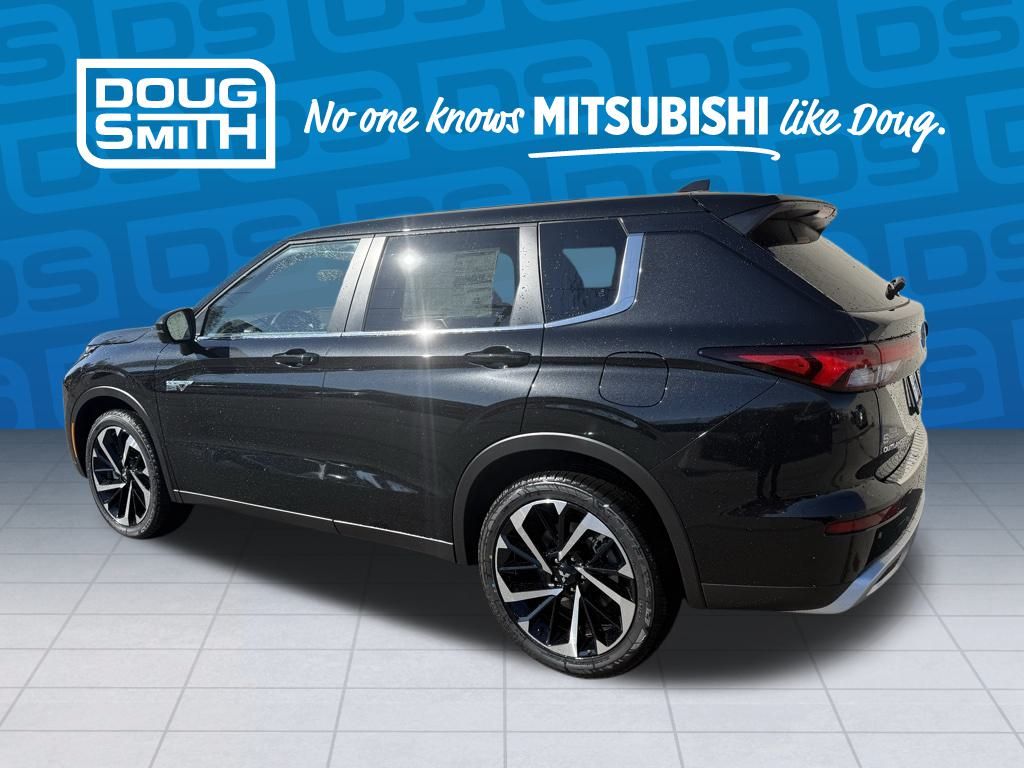 2025 Mitsubishi Outlander PHEV SE photo 2